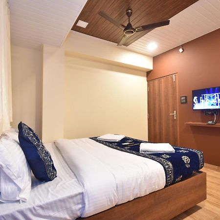 Hotel Starlit Νάβι Μουμπάι Δωμάτιο φωτογραφία