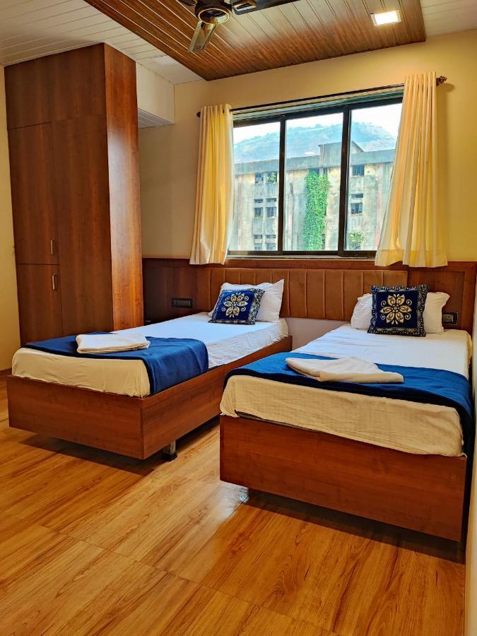 Hotel Starlit Νάβι Μουμπάι Εξωτερικό φωτογραφία